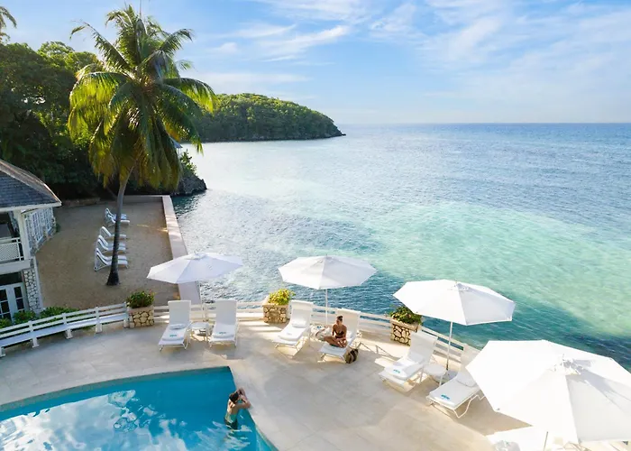 Couples Sans Souci (Adults Only)