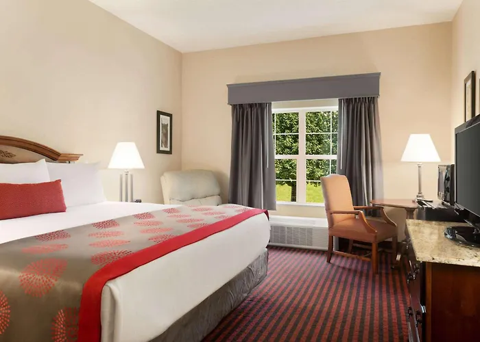 Ramada By Wyndham Pigeon Forge North