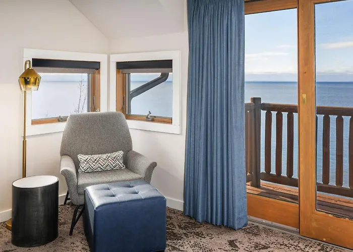 Grand Superior Lodge