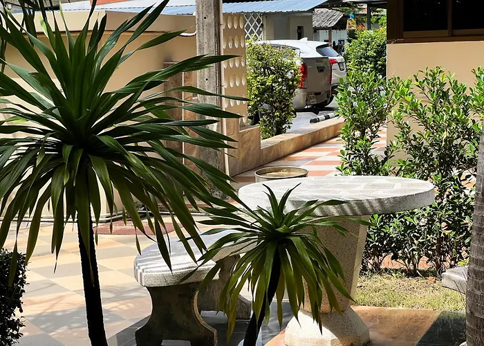 Tachang Airport Hotel