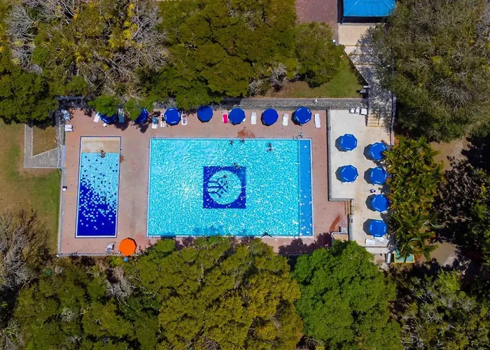 Hotel Y Cabanas - Centro Vacacional Comfandi Lago Calima