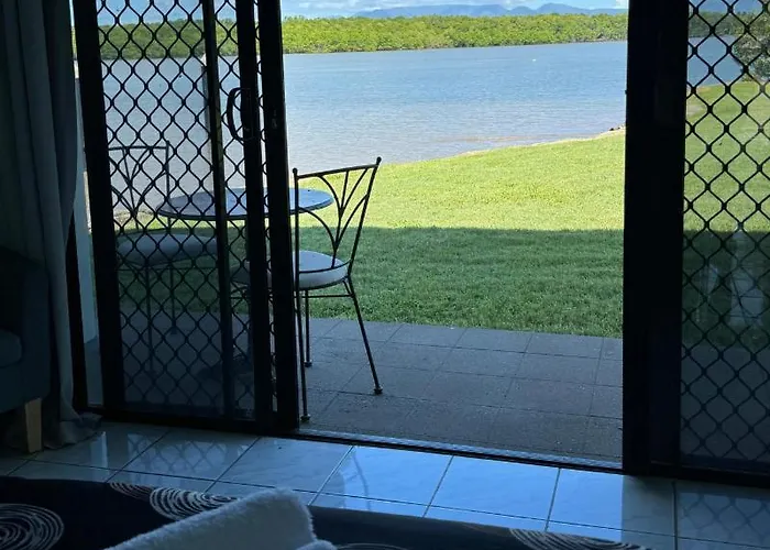 Lucinda Cove Resort