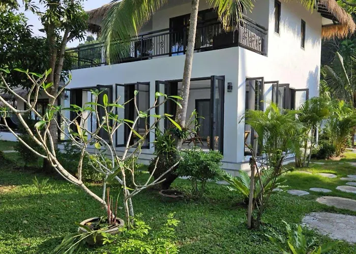 Sunrise Beach Resort