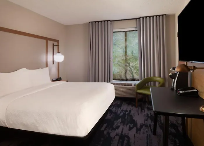 Fairfield Inn & Suites By Marriott Charleston