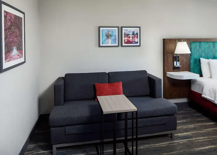 Hampton Inn & Suites Savannah - I-95 South - Gateway