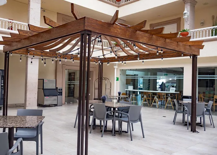Best Western Plus Monterrey Colon