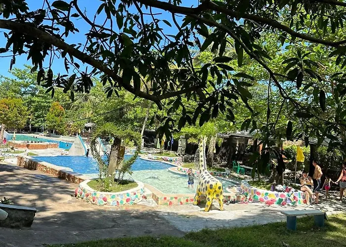 Hardrock Lux Spring Resort