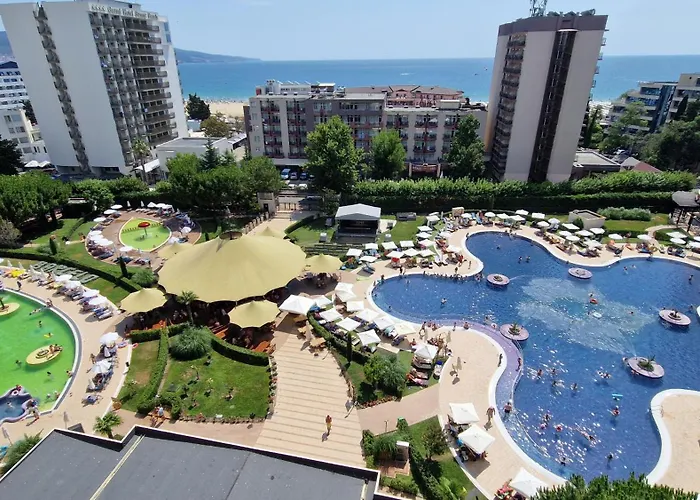 Barcelo Royal Beach
