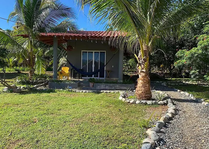 Jovita Y Pancho Resort Saladita