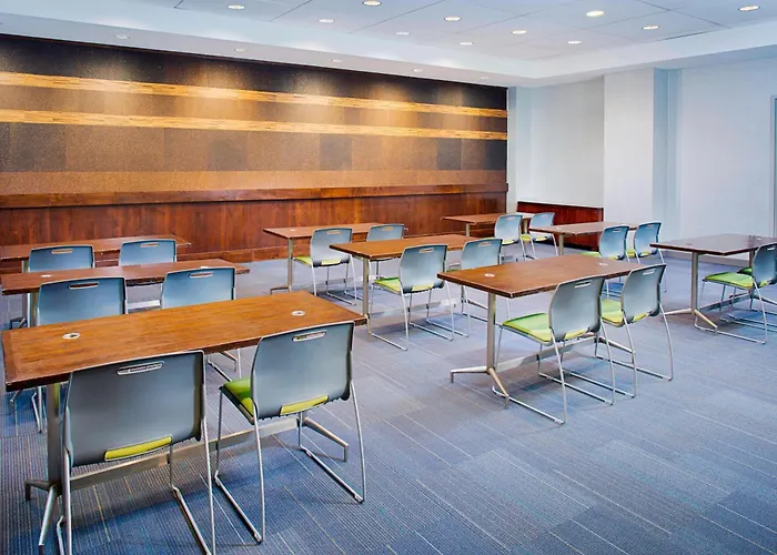 Aloft By Marriott Charlotte City Center