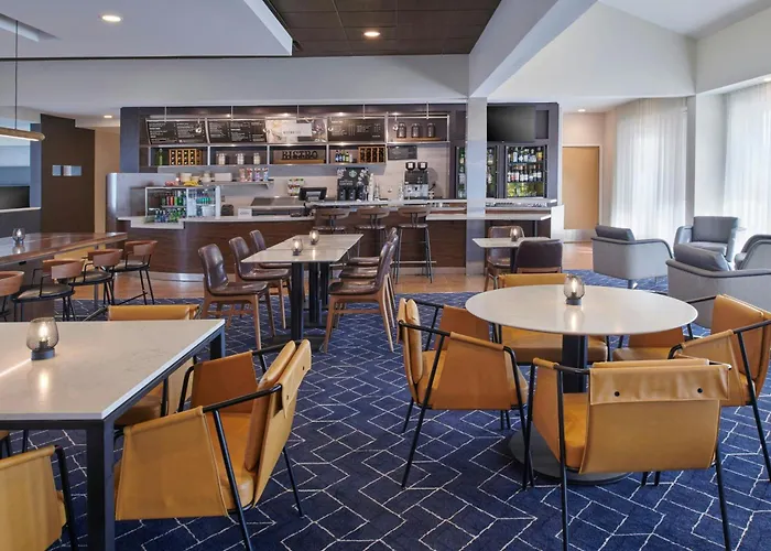 Courtyard By Marriott Detroit Livonia