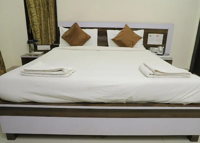 Treebo Jeevan Village Resort With Swimming Pool & Mountain View