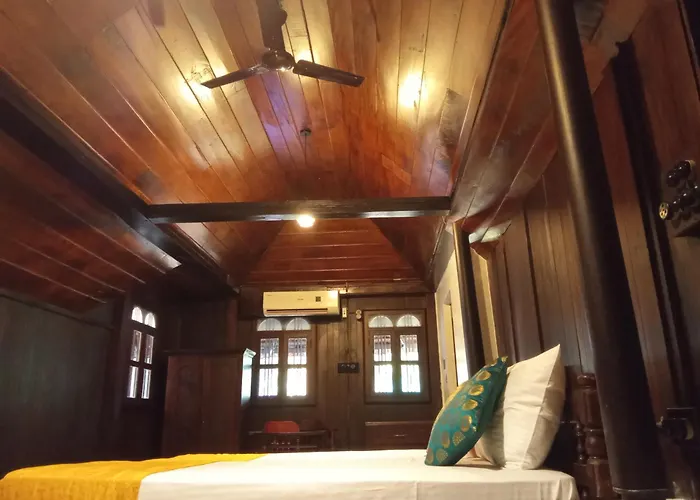 Shantitheeram Ayurveda Lakeside Heritage Resort