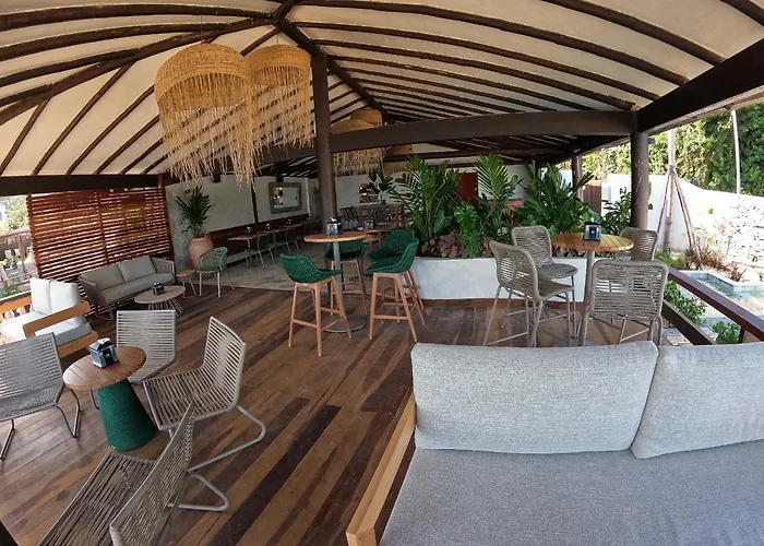 Hotel La Foret & Beach Lounge