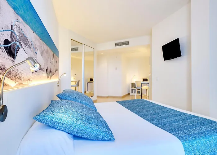 Aparthotel Tropic Garden Santa Eulària des Riu