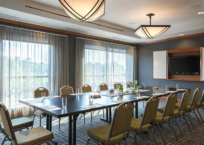 Renaissance Raleigh North Hills Hotel