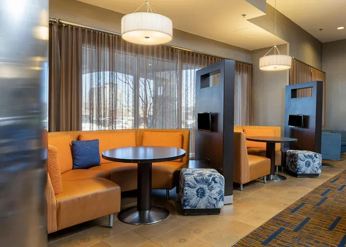 Courtyard By Marriott Asheville Airport