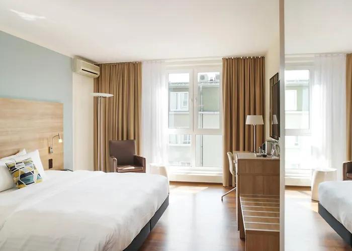 Courtyard By Marriott Dresden Hotel