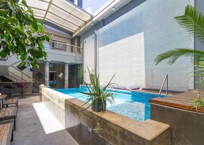 Prodeo Hotel + Lounge