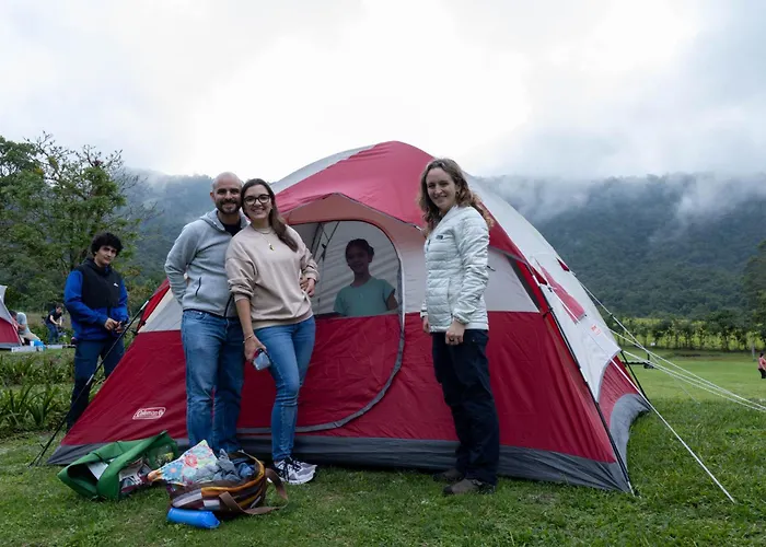 Niebli Historical Farm And Lodge At Pululahua Volcano