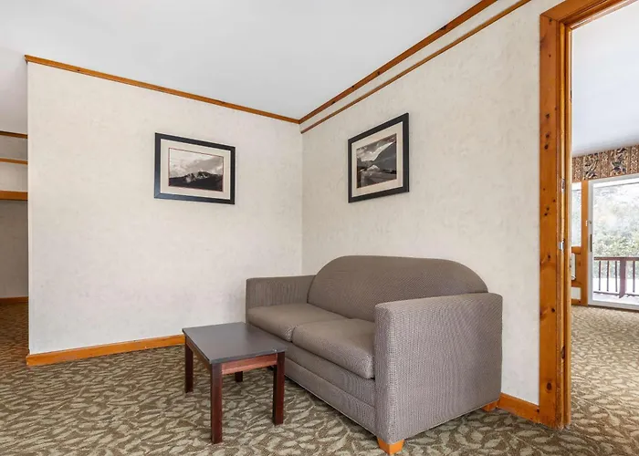 Best Western Adirondack Inn