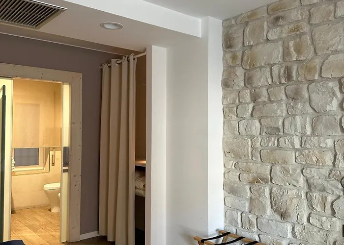 Olivia Rooms Teocrito Syracuse