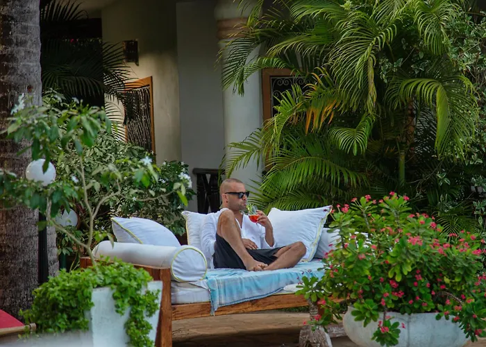African House Resort