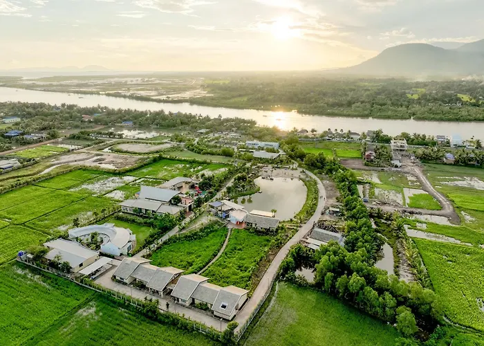 Komsan Kampot Resort