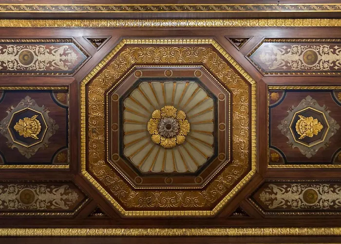 Amway Grand Plaza Hotel, Curio Collection By Hilton