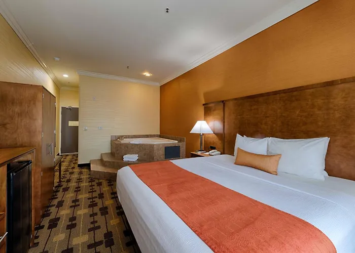 Best Western Plus Delta Inn & Suites