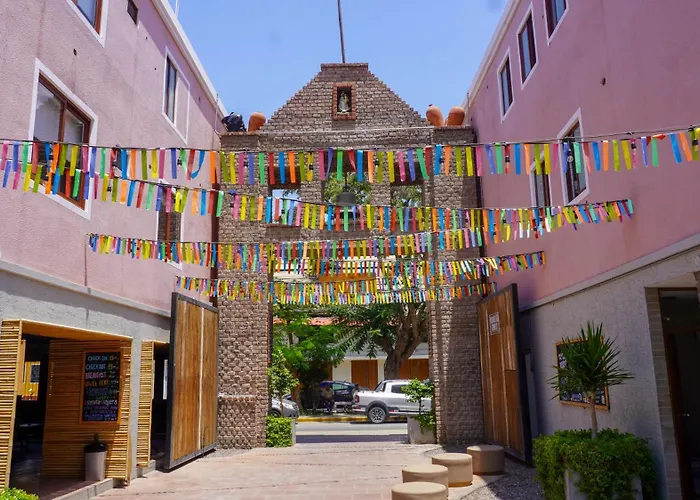 Viajero Huacachina Hostel