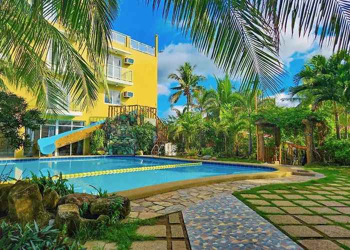 Crystal Shores Beach Resort Powered By Cocotel