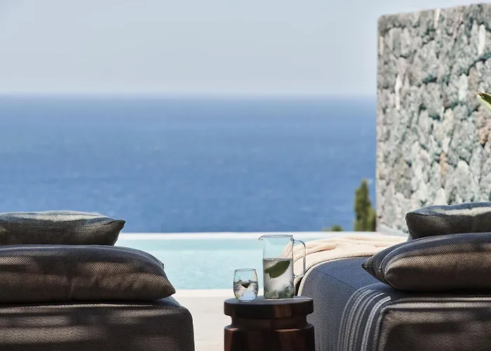 Canaves Epitome - Small Luxury Hotels Of The World