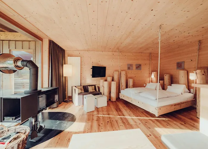 Holzhotel Forsthofalm