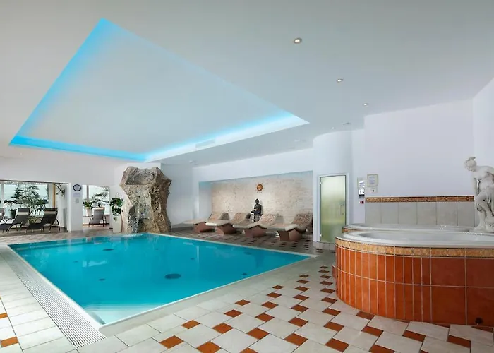 Alpenhotel Weiherbach Berchtesgaden Hallenbad und Sauna