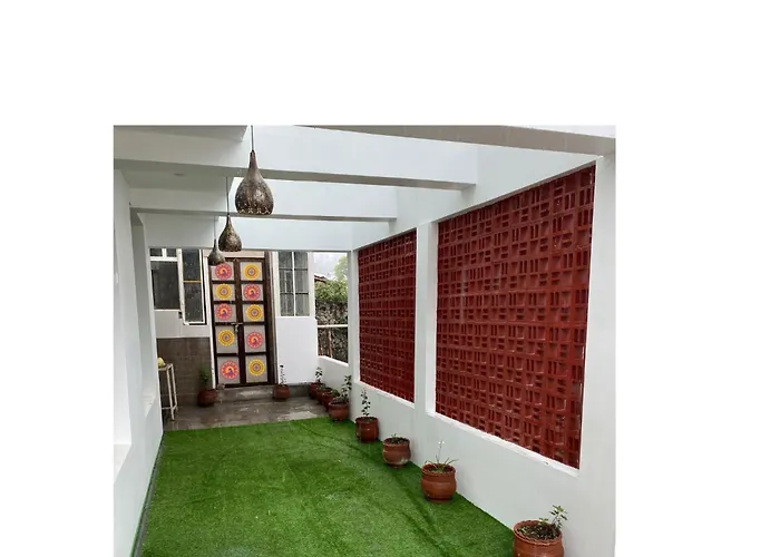 Sri Vari Studio Apartments