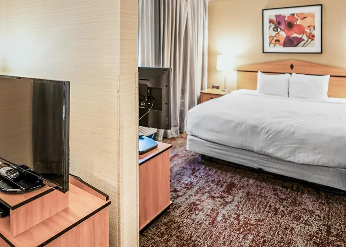 Crystal Inn Hotel & Suites - Midvalley
