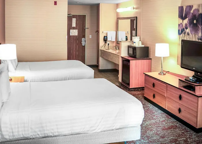Crystal Inn Hotel&Suites - Midvalley