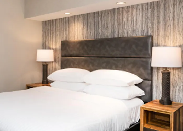 Cherry Valley Hotel