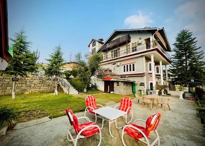 Republika Central Hotel & Resort