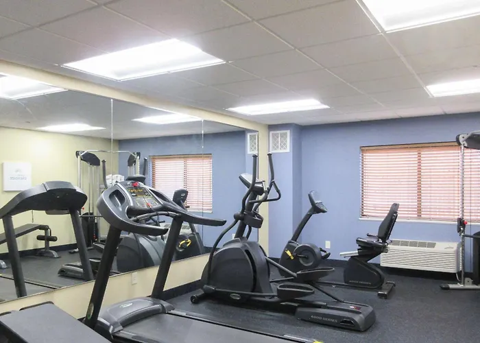 Quality Inn & Suites Benton Harbor - St Joseph