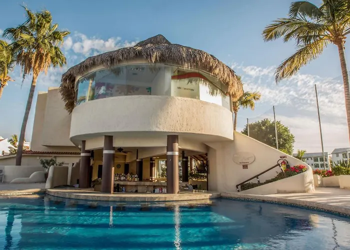 Park Royal Homestay Los Cabos