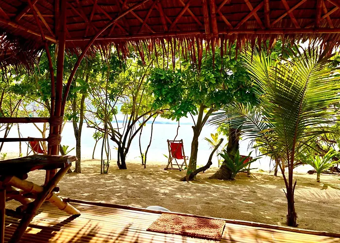 Dos Playa Ecocamp Daracoton Island