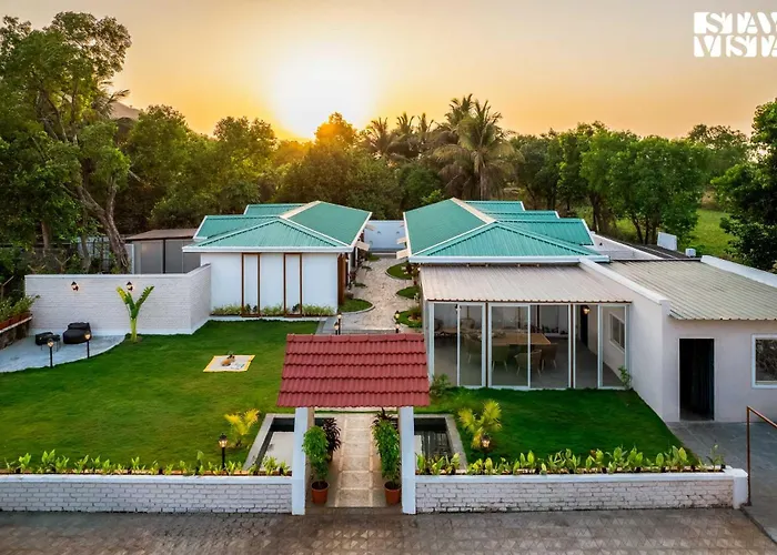 The Five Oaks By Stayvista - Mountain View & Private Pool