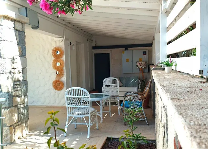 Tepe Hotel