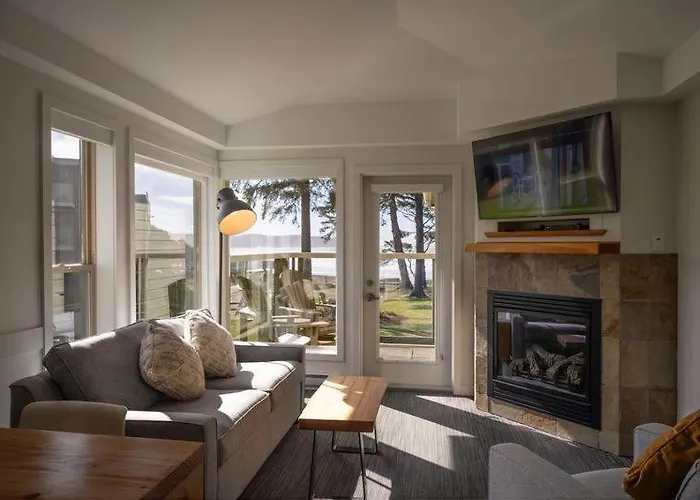 Pacific Sands Beach Resort