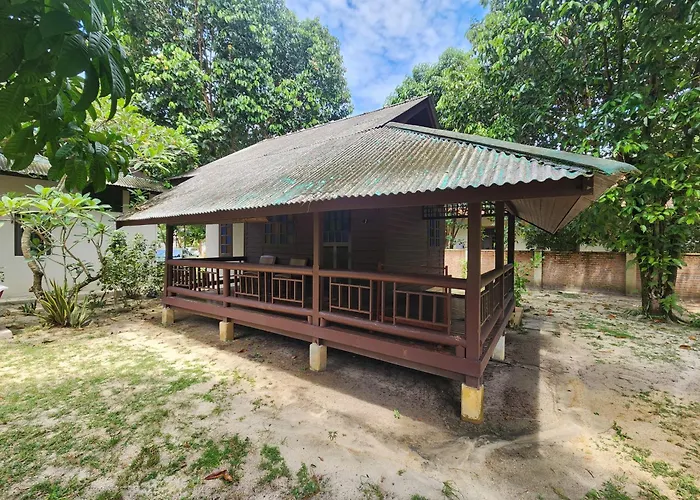 Pandan Laut Beach Resort