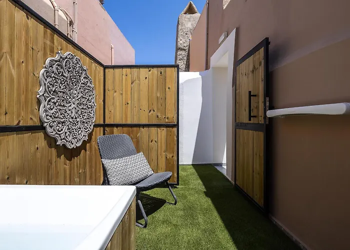 Gateway Suites