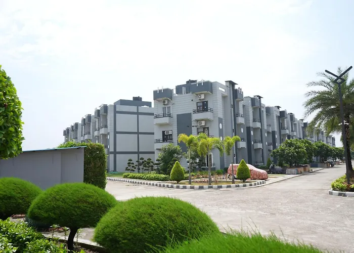 Evaara By The Ganges A Ganga Access Resort & Jungle Safari