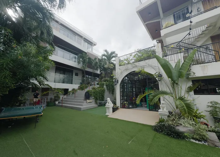 Tahum Lake Resort